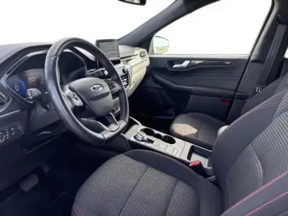 Photo 6 Ford Kuga  2.5 Duratec 190ch FHEV E85 ST-Line BVA