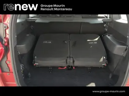 Photo 11 Dacia Lodgy Gén. I (J92) Ph2 NG Stepway 5