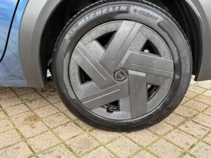 Photo 13 Lancia Ypsilon  Elettrica 156ch 54kWh (certinergy 5700? Déduit)