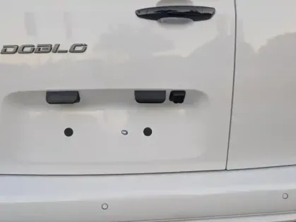 Photo 8 Fiat Doblo  Fg M Diesel 100ch 25th Anniversary