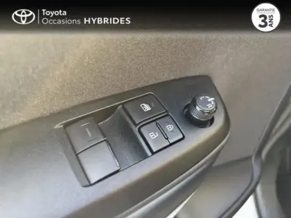 Photo 14 Toyota Yaris  116h Dynamic 5p MC24