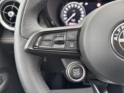 Photo 14 Alfa Romeo Tonale  1.5 Hybrid 130ch Sprint TCT