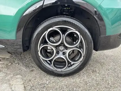 Photo 10 Alfa Romeo Tonale  1.5 Hybrid 130ch Sprint TCT