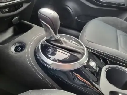 Photo 6 Nissan Juke  1.6 Hybrid 143ch N-Design 2023