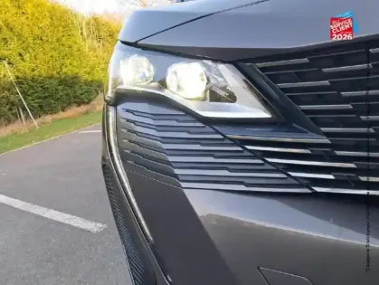 Photo 12 Peugeot 3008  HYBRID 225ch GT Pack e-EAT8