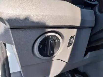 Photo 14 Volkswagen Crafter Gén. II Ph1 Business Line 1