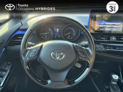 Photo 14 Toyota C-HR  122h Graphic 2WD E-CVT