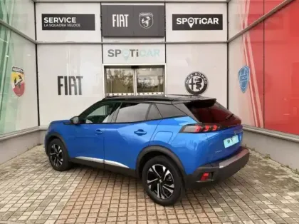 Photo 5 Peugeot 2008  1.5 BlueHDi 130ch S&S GT Line EAT8