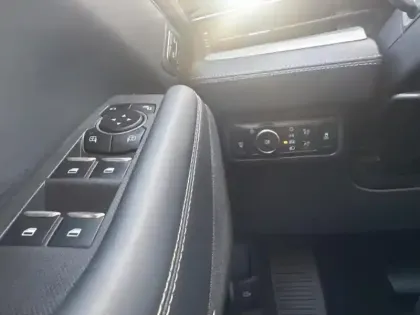 Photo 14 Ford Mustang Gén. I Ph1 NG Mach-E 5