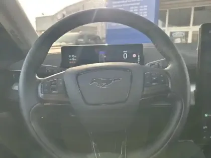 Photo 13 Ford Mustang Gén. I Ph1 NG Mach-E 5