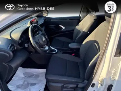 Photo 10 Toyota Yaris Gén. IV Ph1 Dynamic 5