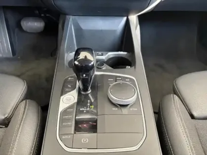 Photo 8 BMW Serie 1 Série 1 116dA 116ch Business Design DKG7