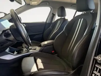 Photo 7 BMW Serie 1 Série 1 116dA 116ch Business Design DKG7