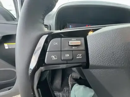 Photo 14 Citroën Berlingo  XL 1.5 BlueHDi 130ch S&S MAX 5 places