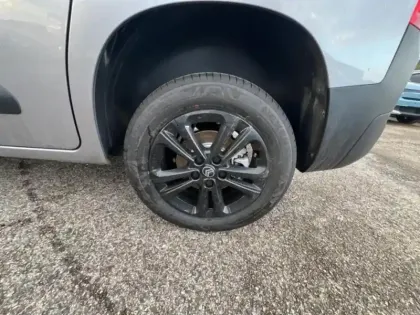 Photo 10 Citroën Berlingo  XL 1.5 BlueHDi 130ch S&S MAX 5 places