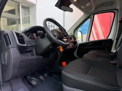 Photo 11 Fiat Ducato Gén. III Ph4 Pack Premium Connect 2