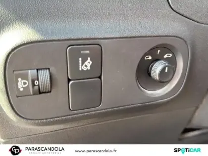 Photo 12 Citroën C3  1.2 PureTech 83ch S&S Feel 122-123g