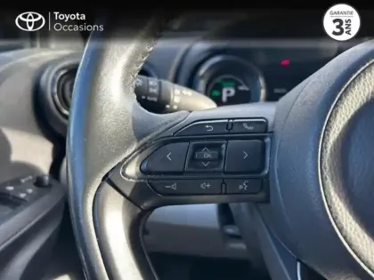 Photo 11 Toyota Yaris  116h Iconic 5p MY22