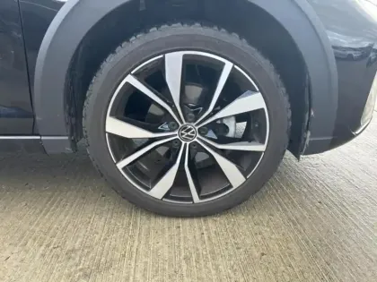 Photo 10 Volkswagen Taigo Gén. I Ph1 Evo R-Line Edition 5