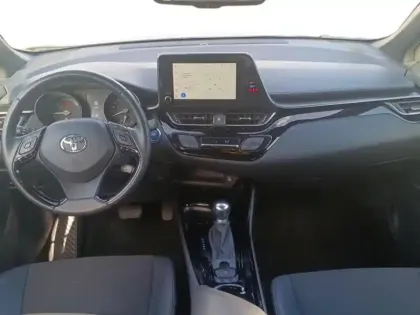 Photo 10 Toyota C-HR  1.8 Hybride 122ch Design E-CVT