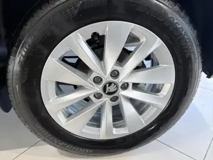 Photo 12 Skoda Kamiq  1.0 TSI Evo 2 95ch Selection