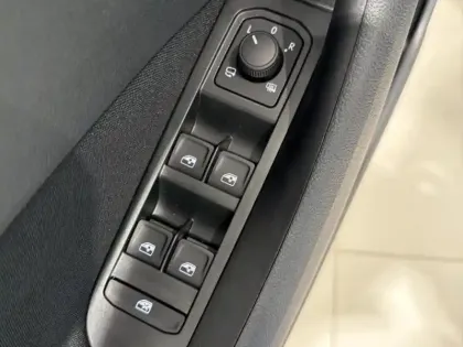 Photo 13 Skoda Kamiq  1.0 TSI Evo 2 95ch Selection