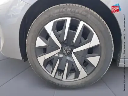 Photo 9 Peugeot 208  1.2 Hybrid 110ch Style e-DCS6