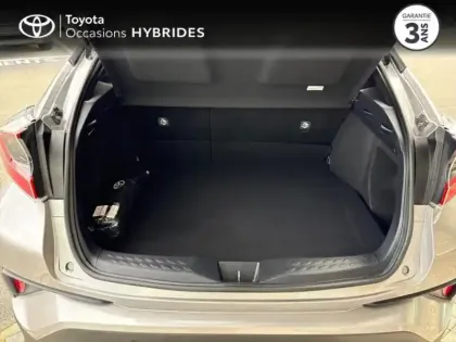 Photo 9 Toyota C-HR  122h Graphic 2WD E-CVT