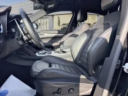 Photo 8 Alfa Romeo Stelvio  2.2 Diesel 160ch Veloce AT8