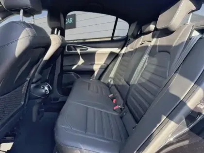 Photo 9 Alfa Romeo Stelvio  2.2 Diesel 160ch Veloce AT8