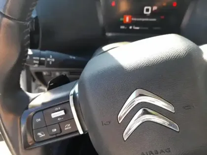 Photo 13 Citroën C4  BlueHDi 130ch S&S Shine EAT8