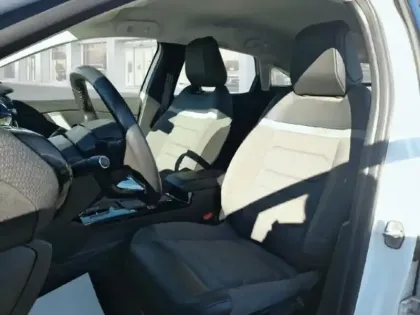 Photo 8 Citroën C4  BlueHDi 130ch S&S Shine EAT8