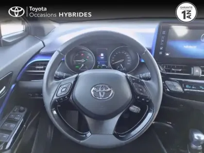 Photo 23 Toyota C-HR  122h Graphic 2WD E-CVT RC18