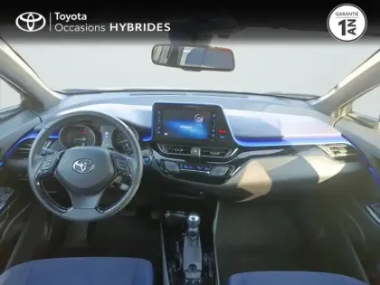 Photo 22 Toyota C-HR  122h Graphic 2WD E-CVT RC18