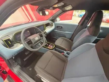 Photo 7 Fiat Panda Grande  1.2 Hybrid Turbo 110ch Pop eDCT6