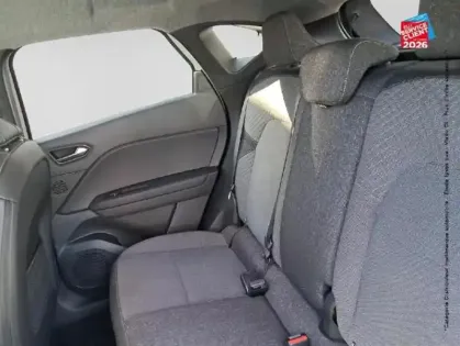 Photo 10 Renault Captur  1.6 E-Tech hybride 145ch Techno