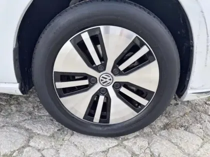 Photo 12 Volkswagen Golf Gén. VII Ph2 Base 5