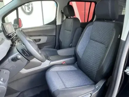 Photo 10 Peugeot Rifter  XL - 1.5 BlueHDi 130ch S&S ALLURE 5 places