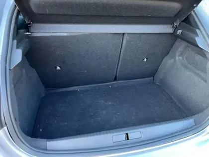 Photo 5 Peugeot 208  1.2 Hybrid 110ch Style e-DCS6