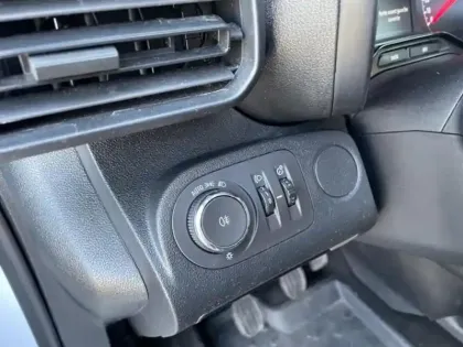 Photo 10 Opel Combo  Cargo M 650kg BlueHDi 100ch S&S