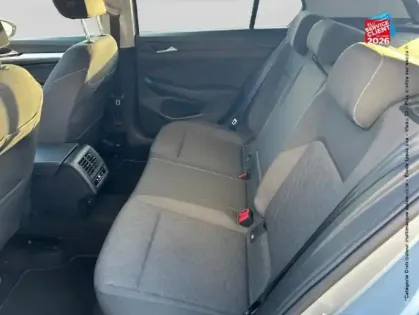 Photo 10 Volkswagen Golf  1.5 eTSI EVO2 116ch Life Plus DSG7 Siege chauf