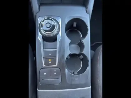 Photo 14 Ford Kuga  2.5 Duratec 190ch FHEV E85 ST-Line BVA