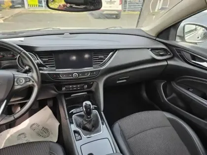 Photo 13 Opel Insignia  Grand Sport 1.6 D 136ch Innovation