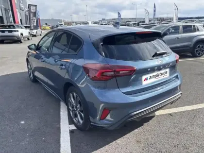Photo 6 Ford Focus  1.0 Flexifuel mHEV 125ch ST-Line X
