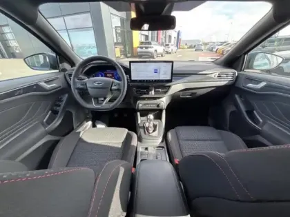 Photo 14 Ford Focus  1.0 Flexifuel mHEV 125ch ST-Line X