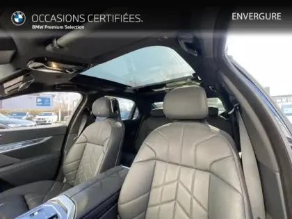 Photo 11 BMW Serie 7 Série 7 750eA xDrive 489ch M Sport