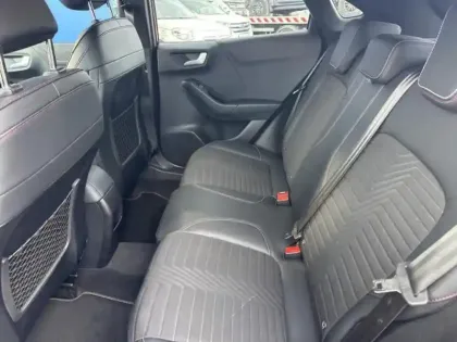 Photo 9 Ford Puma Gén. II Ph1 ST-Line X Vivid Ruby 5