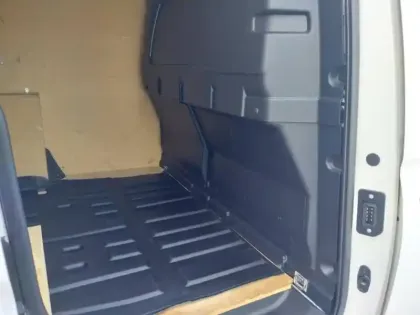 Photo 10 Volkswagen Caddy  2.0 TDI 122ch Style DSG7