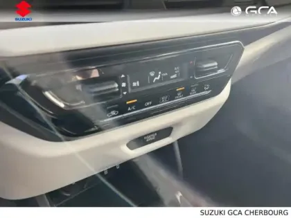 Photo 10 Suzuki Swift  1.2 Hybrid 83ch Privilège