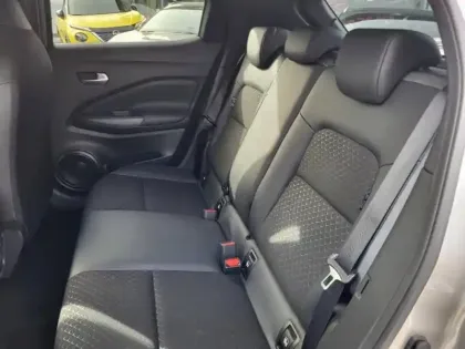 Photo 5 Nissan Juke  1.6 Hybrid 143ch Business+ 2023